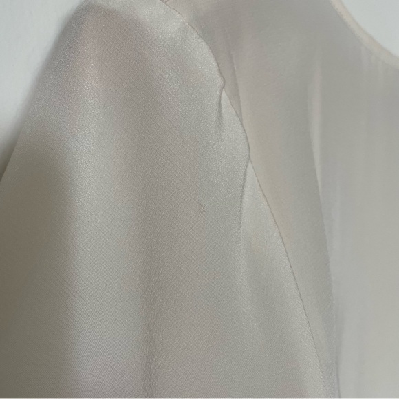 Amour Vert Silk Blouse - Picture 8 of 8